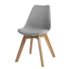 Sedia scandinava grigia con gambe in rovere massiccio